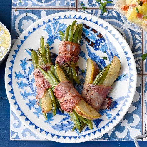 Birnen und Bohnen im Speckmantel