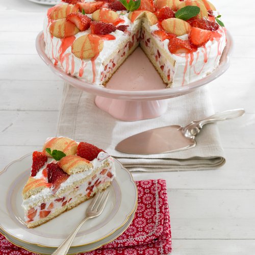 Erdbeer-Quark-Torte