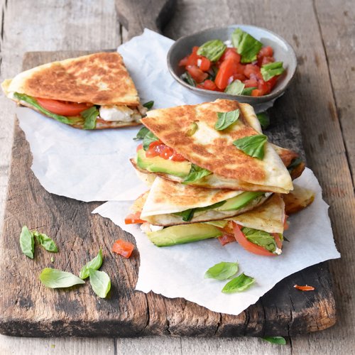 Quesadillas mit Avocado-Bohnenmus-Füllung