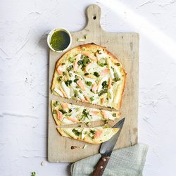 Spargelflammkuchen