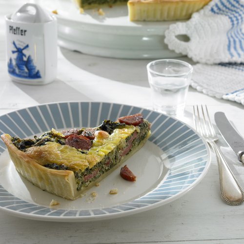 Grünkohl-Quiche mit Mettwurst